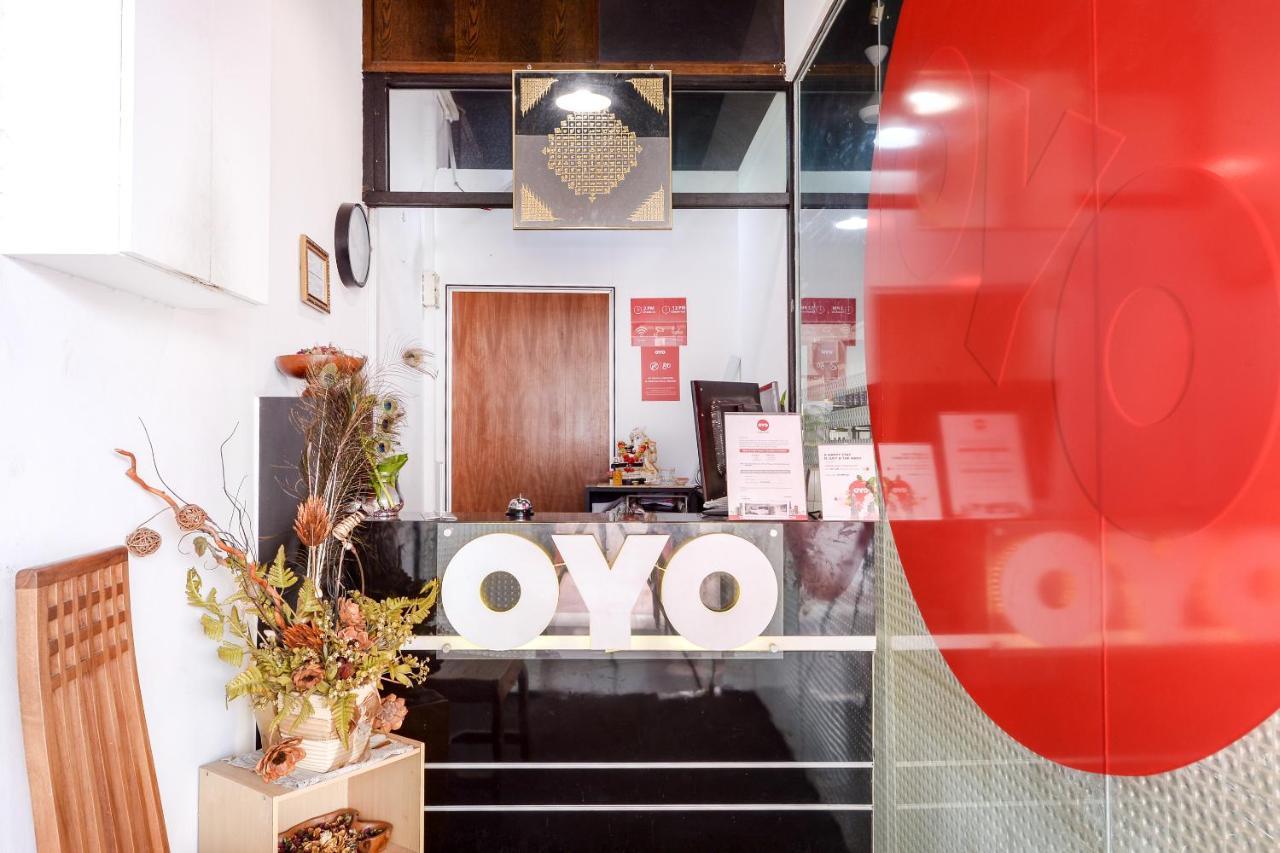 Oyo 90429 Hotel Narasindo Kuala Lumpur Exterior photo